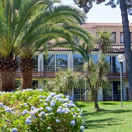 Club Marina Viva