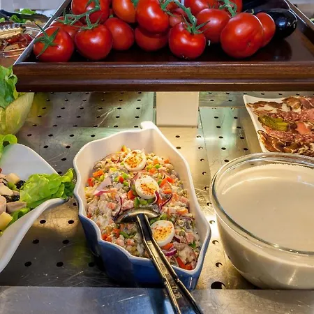 Club Marina Viva Resort 3*